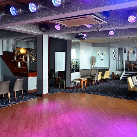 Lyndene Hotel-2